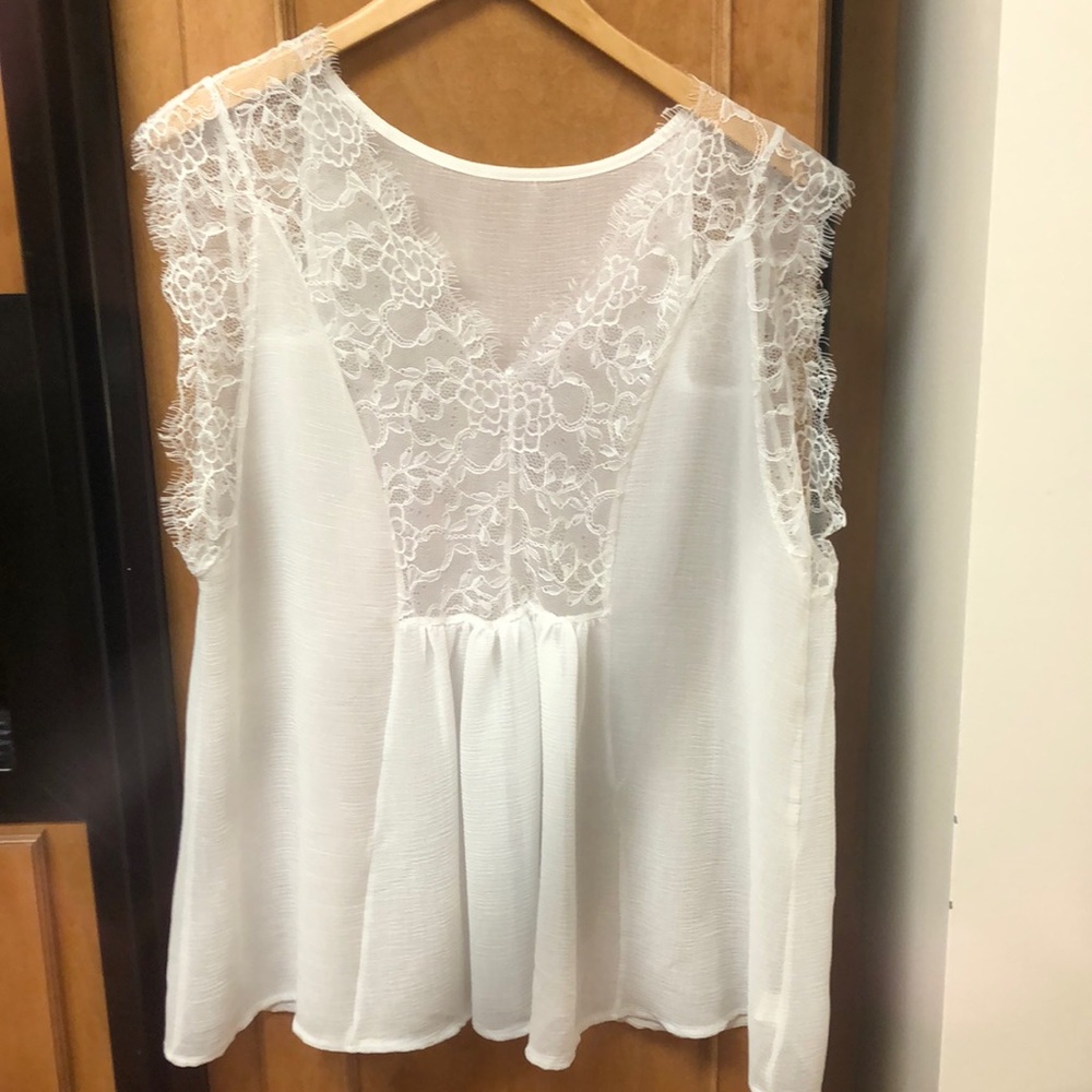 White boho lace trim tank 2xl